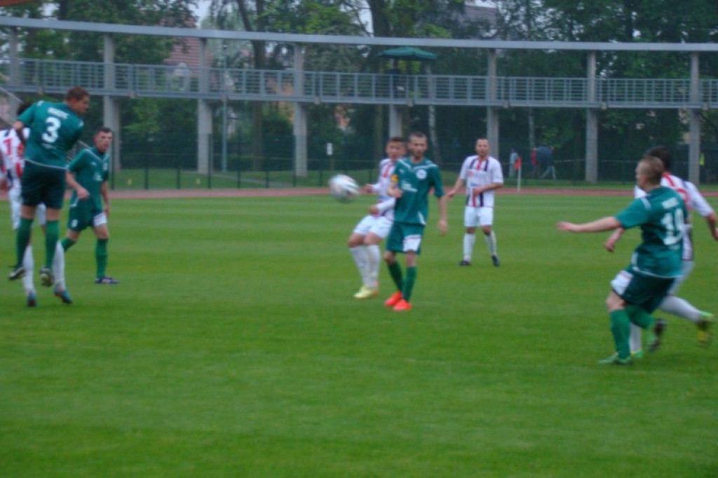 Finał Pucharu Polski w Brzegu - do przerwy 0:0