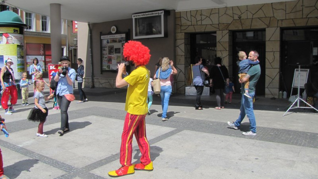 Klauny opanowały miasto!