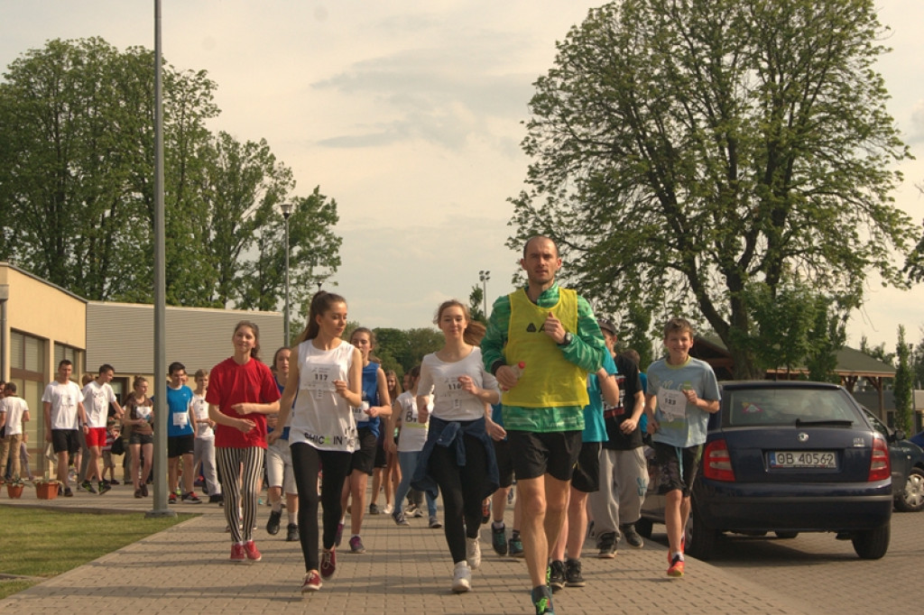 Pierwszy dzień Pikniku Lekkoatletycznego - Polska Biega [galeria zdjęć]