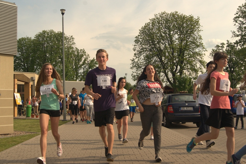 Pierwszy dzień Pikniku Lekkoatletycznego - Polska Biega [galeria zdjęć]