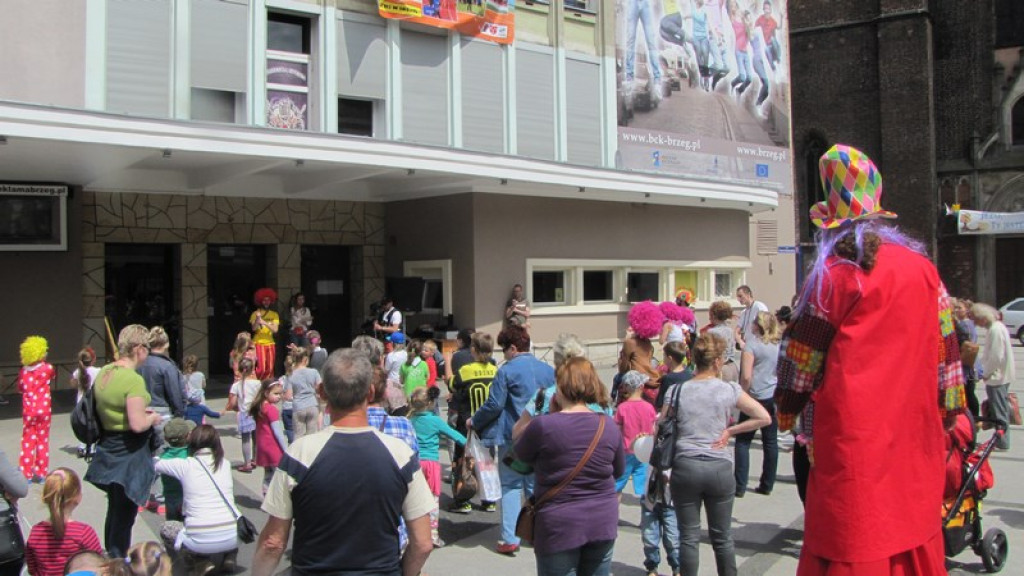 Klauny opanowały miasto!