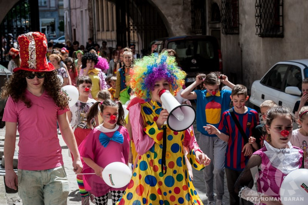 Klauny opanowały miasto!