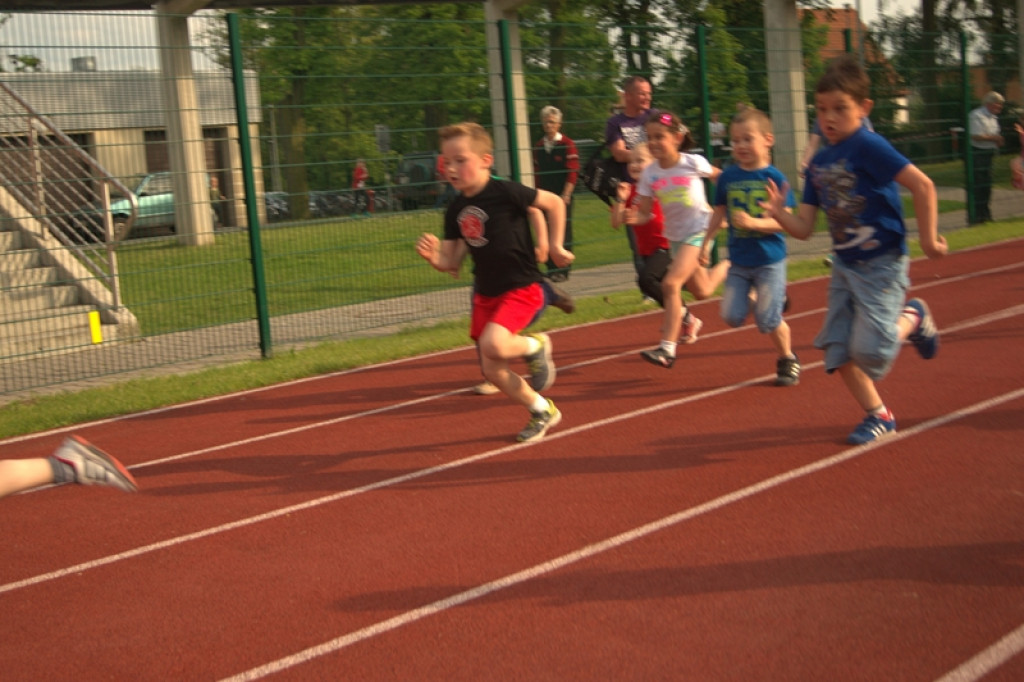 Pierwszy dzień Pikniku Lekkoatletycznego - Polska Biega [galeria zdjęć]