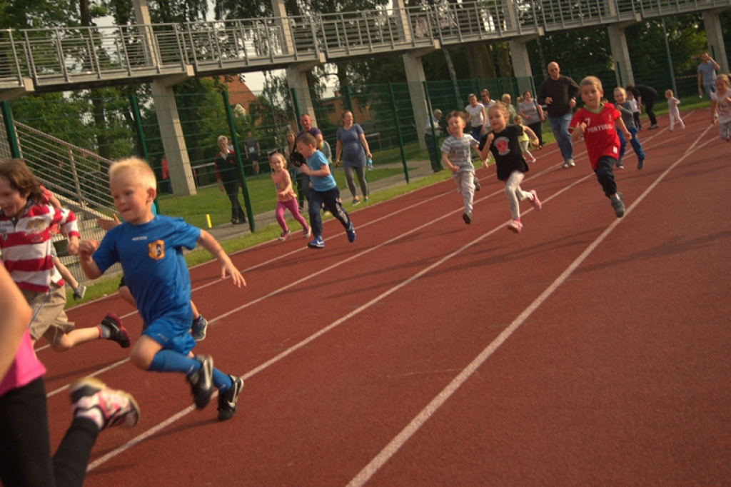 Pierwszy dzień Pikniku Lekkoatletycznego - Polska Biega [galeria zdjęć]