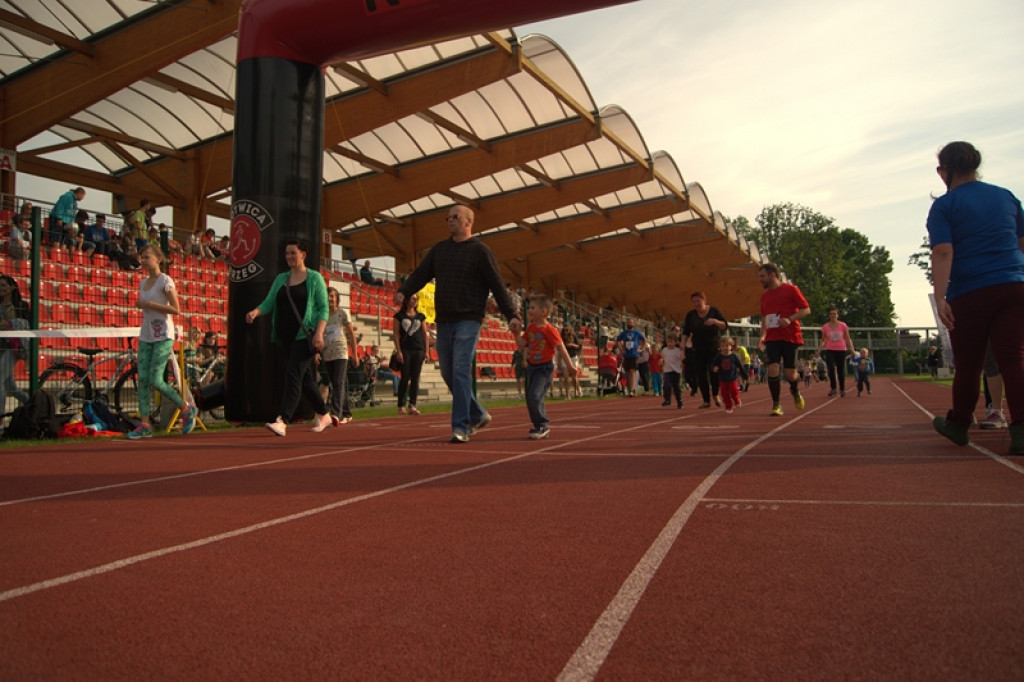 Pierwszy dzień Pikniku Lekkoatletycznego - Polska Biega [galeria zdjęć]
