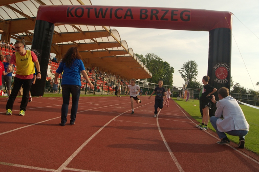 Pierwszy dzień Pikniku Lekkoatletycznego - Polska Biega [galeria zdjęć]