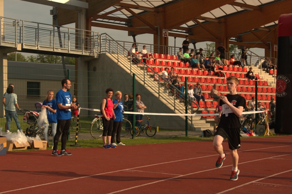 Pierwszy dzień Pikniku Lekkoatletycznego - Polska Biega [galeria zdjęć]