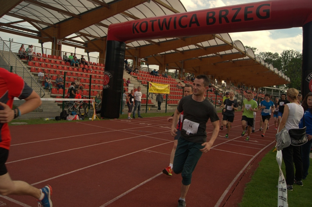 Pierwszy dzień Pikniku Lekkoatletycznego - Polska Biega [galeria zdjęć]