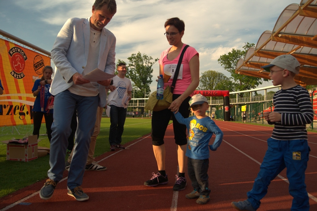 Pierwszy dzień Pikniku Lekkoatletycznego - Polska Biega [galeria zdjęć]