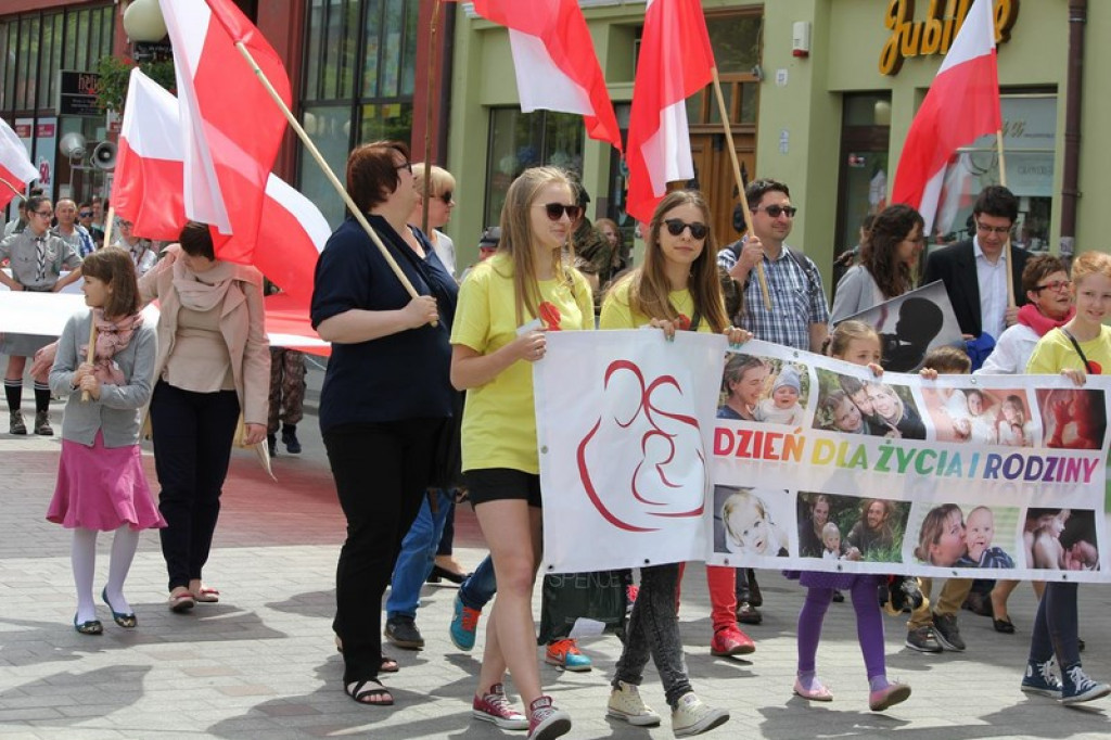 Marsz dla Życia i Rodziny w Brzegu [FOTORELACJA]