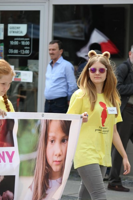 Marsz dla Życia i Rodziny w Brzegu [FOTORELACJA]