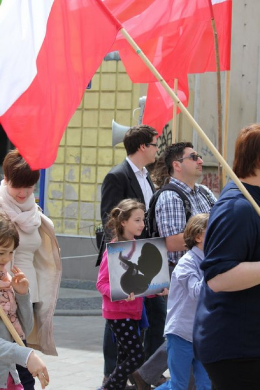 Marsz dla Życia i Rodziny w Brzegu [FOTORELACJA]