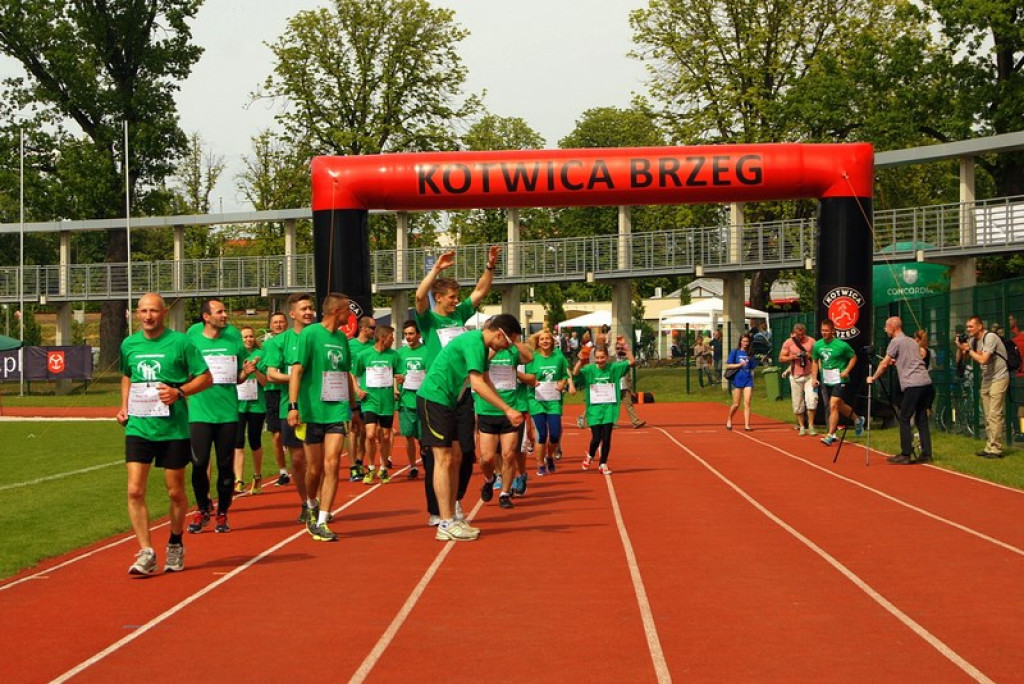 Brzeg: Pobili rekord świata! III Dzień Pikniku Lekkoatletycznego
