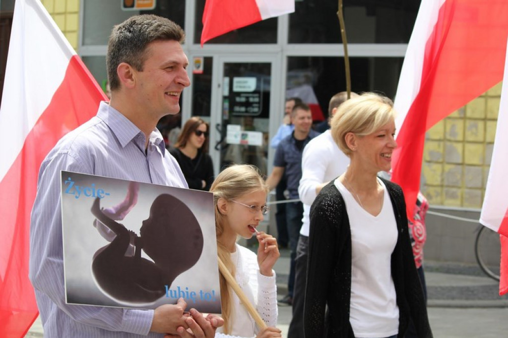 Marsz dla Życia i Rodziny w Brzegu [FOTORELACJA]