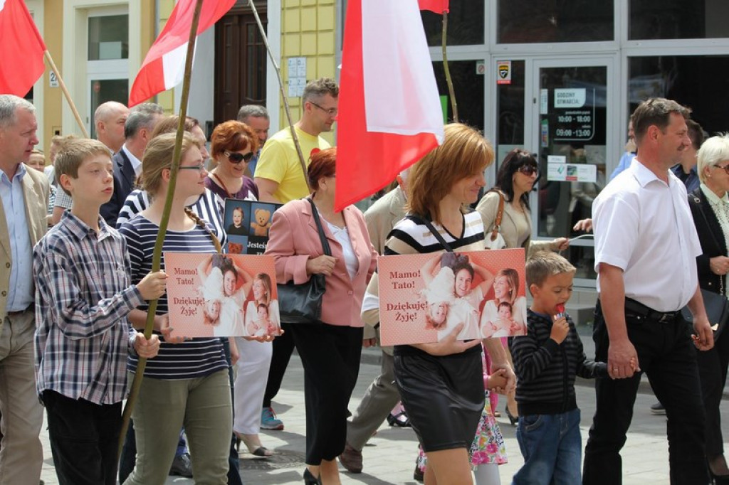 Marsz dla Życia i Rodziny w Brzegu [FOTORELACJA]