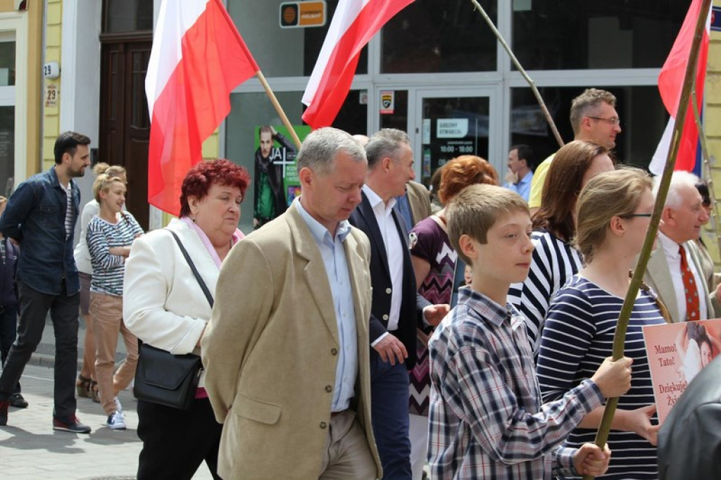 Marsz dla Życia i Rodziny w Brzegu [FOTORELACJA]