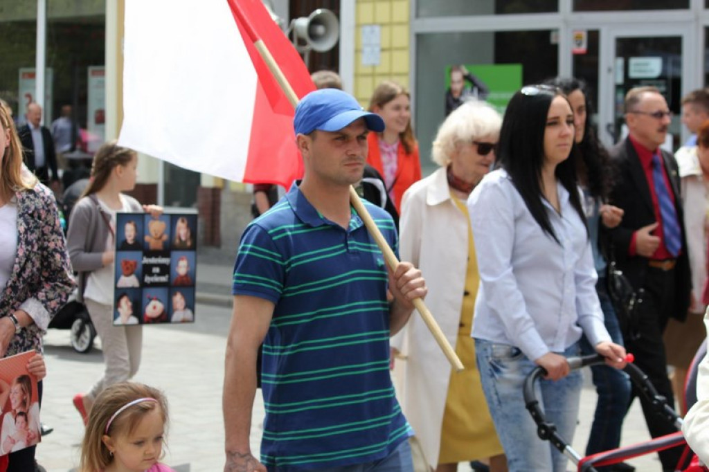 Marsz dla Życia i Rodziny w Brzegu [FOTORELACJA]