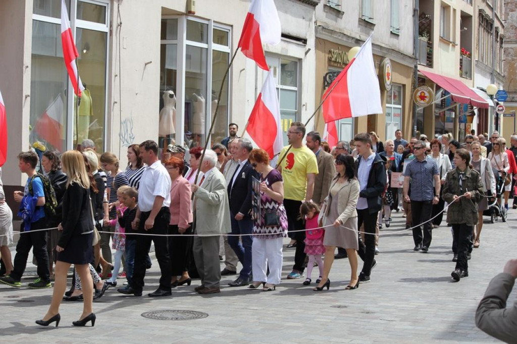 Marsz dla Życia i Rodziny w Brzegu [FOTORELACJA]