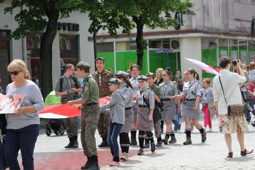 Marsz dla Życia i Rodziny w Brzegu [FOTORELACJA]