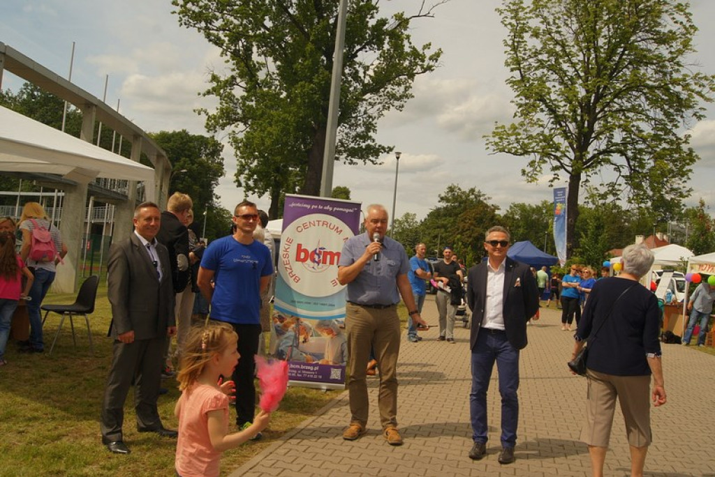 Brzeg: Pobili rekord świata! III Dzień Pikniku Lekkoatletycznego