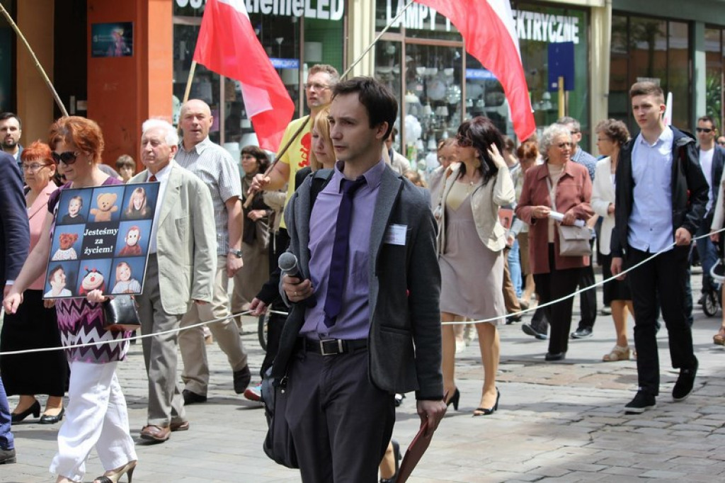 Marsz dla Życia i Rodziny w Brzegu [FOTORELACJA]
