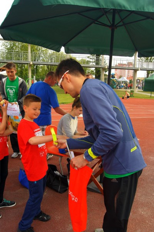 Brzeg: Pobili rekord świata! III Dzień Pikniku Lekkoatletycznego