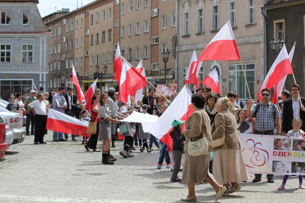 Marsz dla Życia i Rodziny w Brzegu [FOTORELACJA]