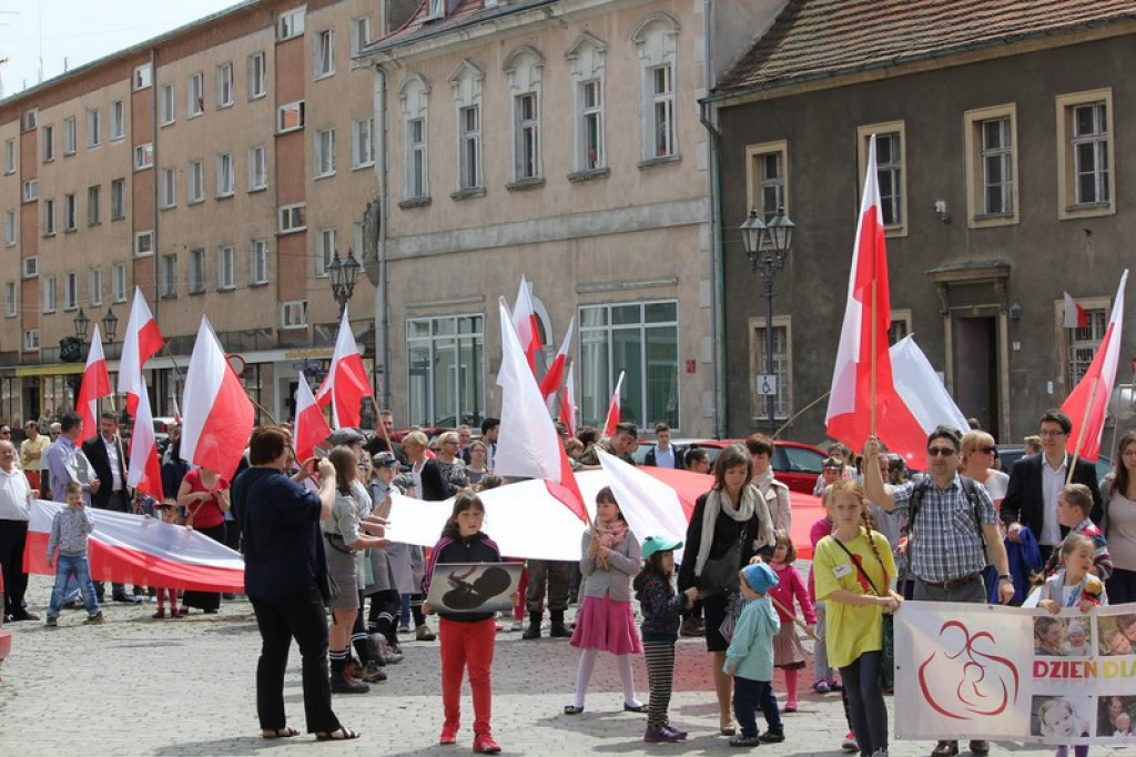 Marsz dla Życia i Rodziny w Brzegu [FOTORELACJA]