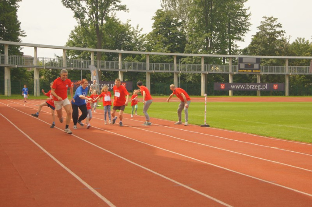 Brzeg: Pobili rekord świata! III Dzień Pikniku Lekkoatletycznego