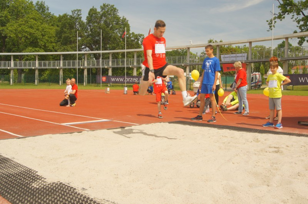 Brzeg: Pobili rekord świata! III Dzień Pikniku Lekkoatletycznego