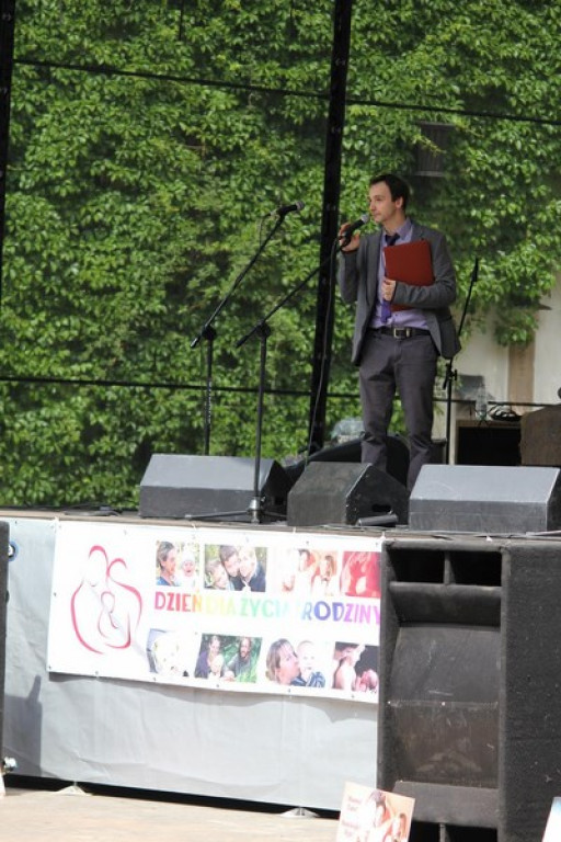 Marsz dla Życia i Rodziny w Brzegu [FOTORELACJA]