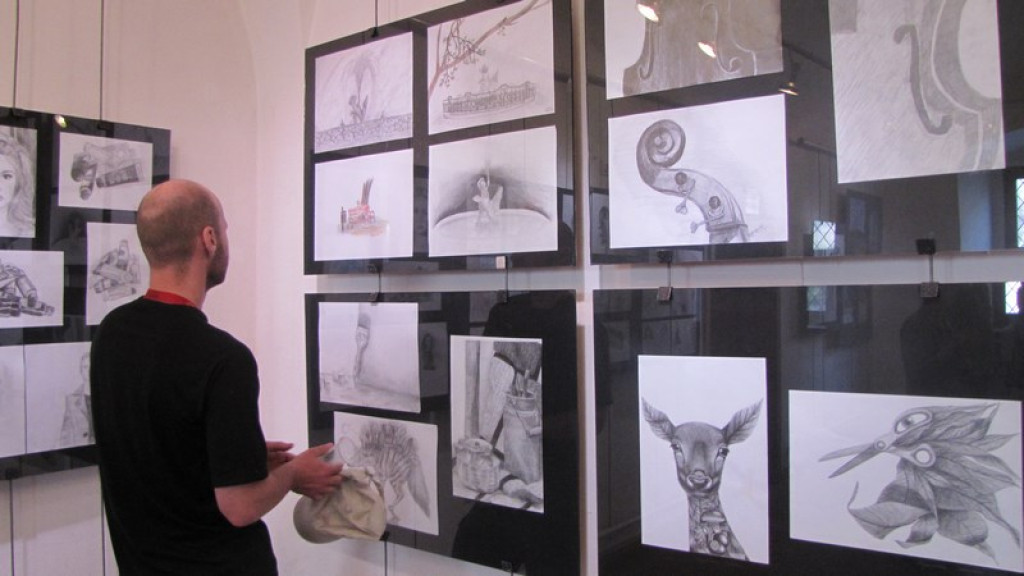 Wernisaż wystawy młodych plastyków BCK