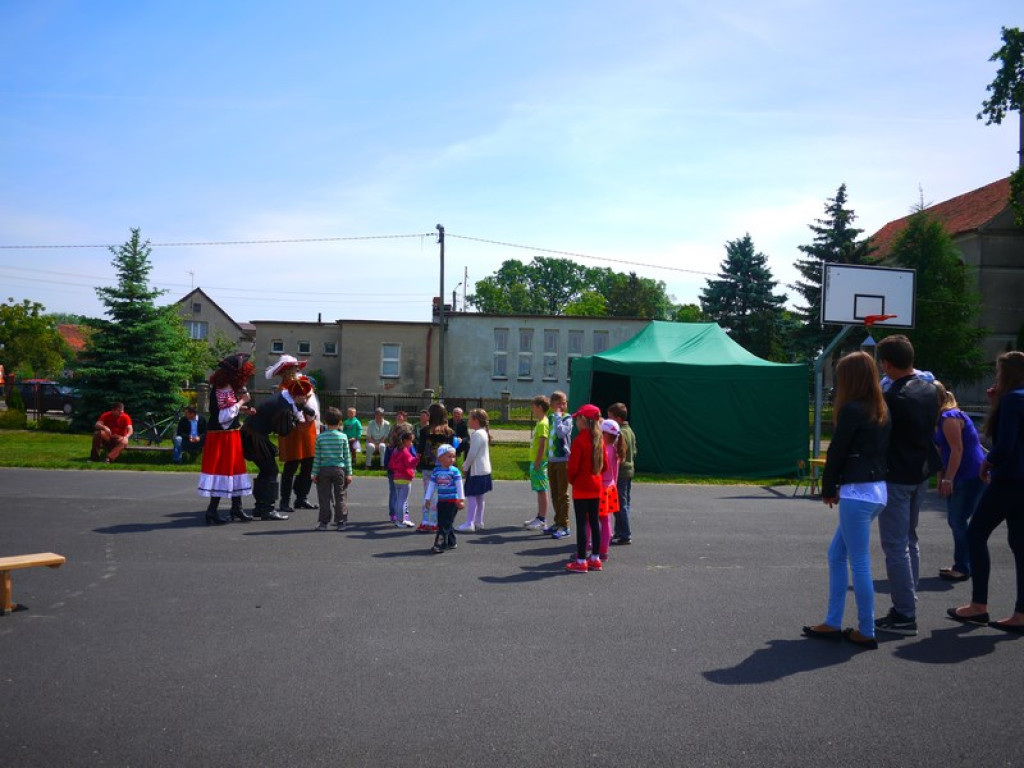 Dzień Dziecka w Gminie Lubsza. Pirackie zabawy w Michałowicach, Mąkoszycach i Czepielowicach.