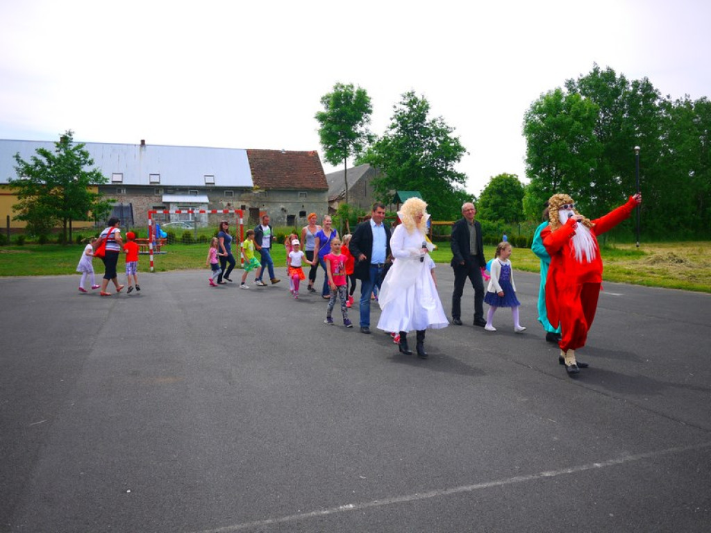 Dzień Dziecka w Gminie Lubsza. Pirackie zabawy w Michałowicach, Mąkoszycach i Czepielowicach.