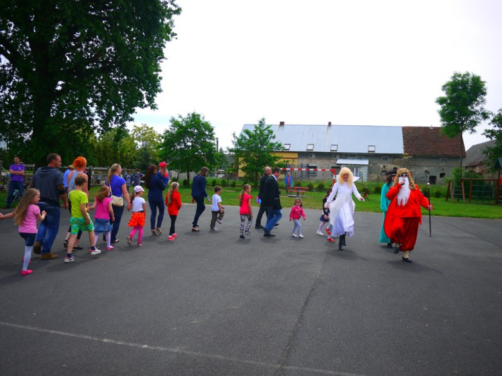 Dzień Dziecka w Gminie Lubsza. Pirackie zabawy w Michałowicach, Mąkoszycach i Czepielowicach.