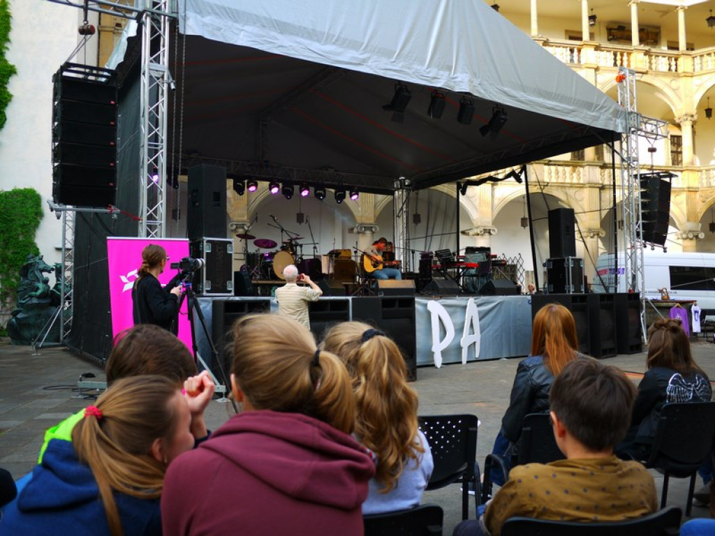 XXII Festiwal Piosenki Angielskiej zakończony. Zespół Z-Star wystąpił w Brzegu!