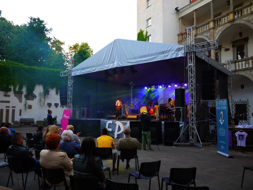 XXII Festiwal Piosenki Angielskiej zakończony. Zespół Z-Star wystąpił w Brzegu!