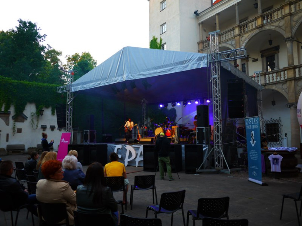 XXII Festiwal Piosenki Angielskiej zakończony. Zespół Z-Star wystąpił w Brzegu!