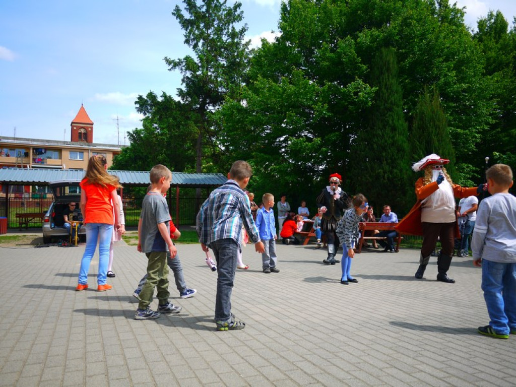 Dzień Dziecka w Gminie Lubsza. Pirackie zabawy w Michałowicach, Mąkoszycach i Czepielowicach.