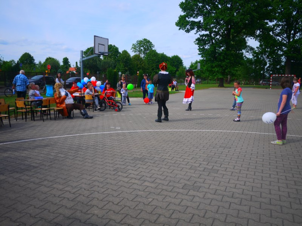 Dzień Dziecka w Gminie Lubsza. Pirackie zabawy w Michałowicach, Mąkoszycach i Czepielowicach.