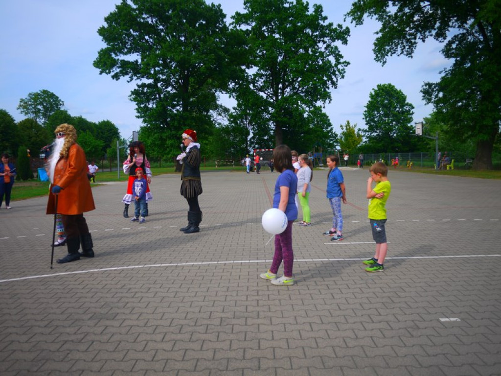 Dzień Dziecka w Gminie Lubsza. Pirackie zabawy w Michałowicach, Mąkoszycach i Czepielowicach.