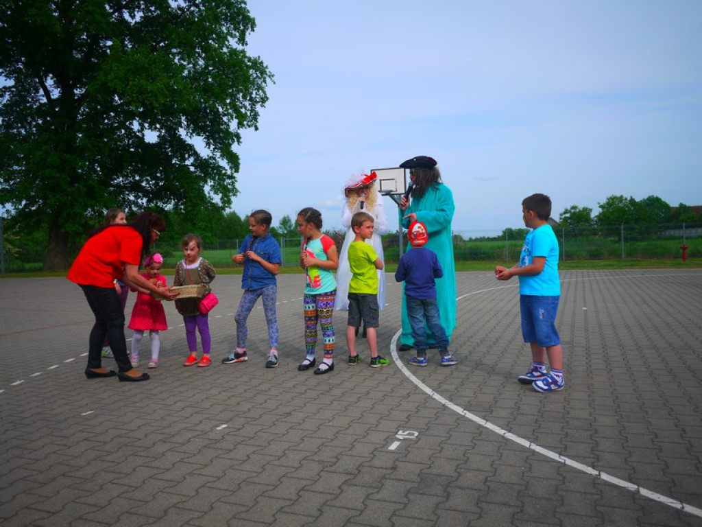 Dzień Dziecka w Gminie Lubsza. Pirackie zabawy w Michałowicach, Mąkoszycach i Czepielowicach.