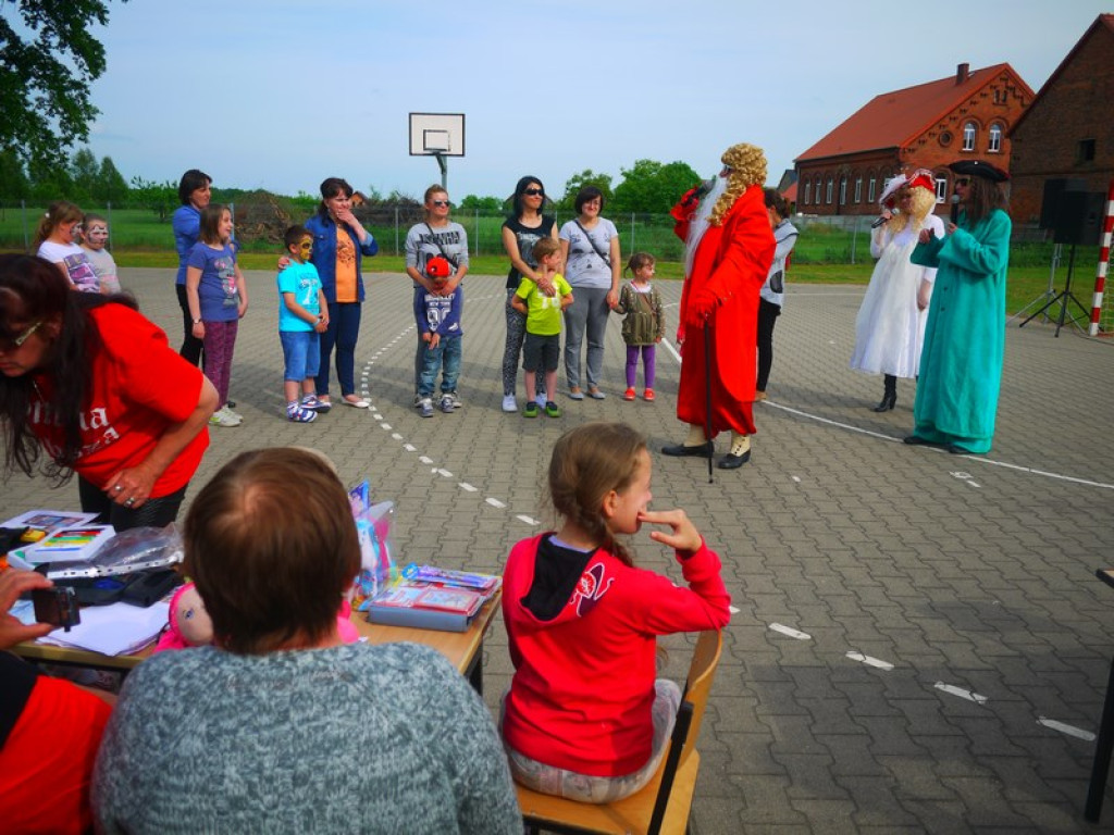 Dzień Dziecka w Gminie Lubsza. Pirackie zabawy w Michałowicach, Mąkoszycach i Czepielowicach.
