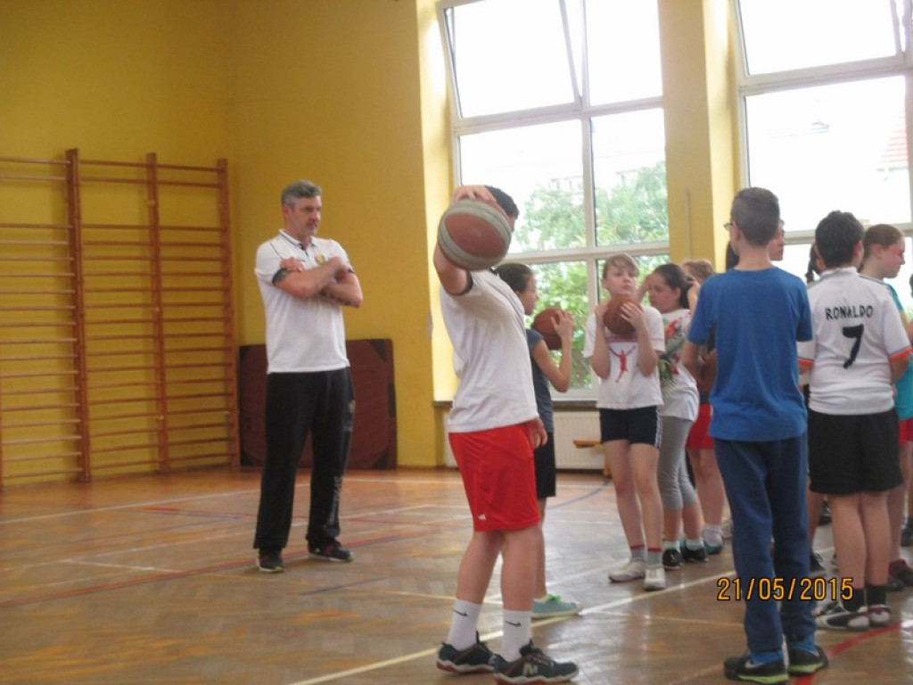 Lekcja WF-u z Maciejem Zielińskim