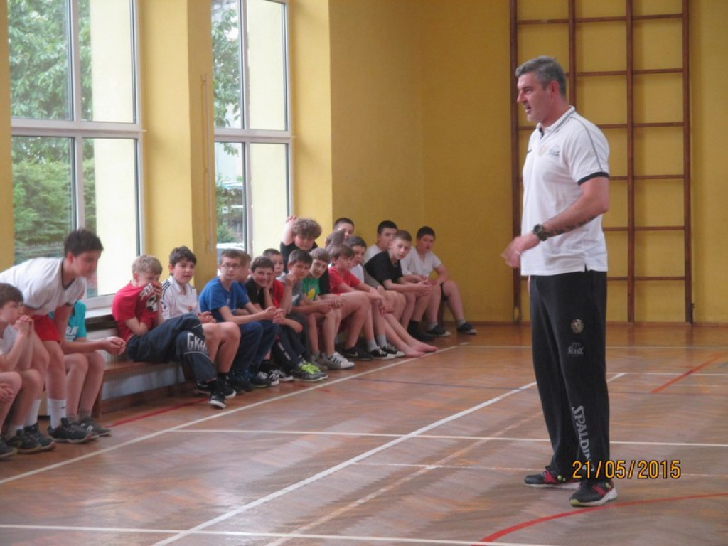 Lekcja WF-u z Maciejem Zielińskim