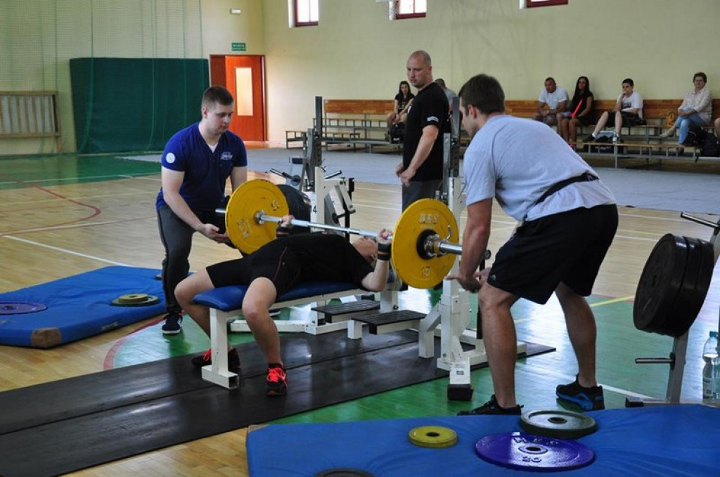 Pierwsze zawody w Wyciskaniu Sztangi Leżąc