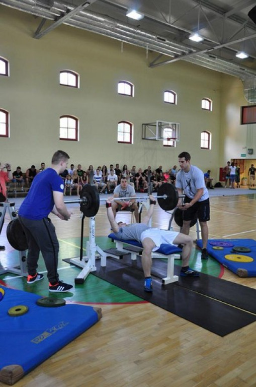 Pierwsze zawody w Wyciskaniu Sztangi Leżąc