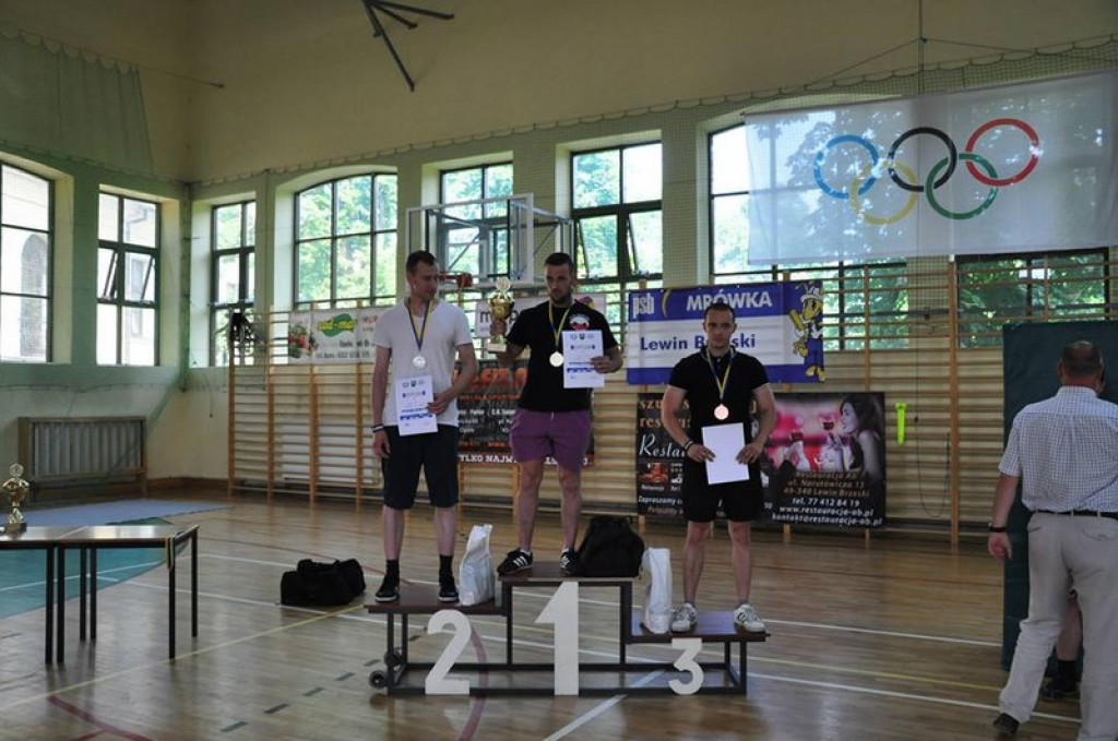 Pierwsze zawody w Wyciskaniu Sztangi Leżąc