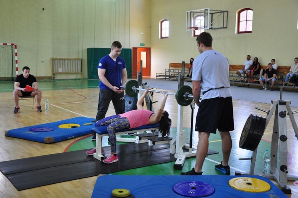 Pierwsze zawody w Wyciskaniu Sztangi Leżąc