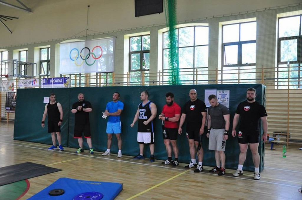 Pierwsze zawody w Wyciskaniu Sztangi Leżąc